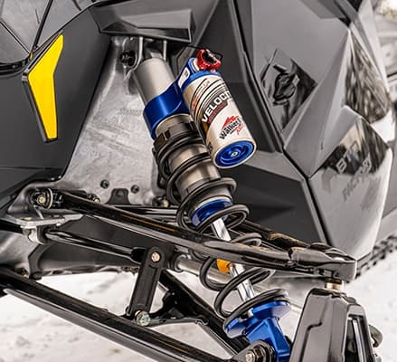 2027 INDY XCR SNOWCHECK EXCLUSIVE в действии