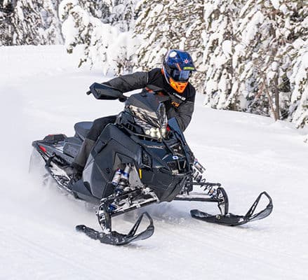 2027 INDY XCR SNOWCHECK EXCLUSIVE в действии