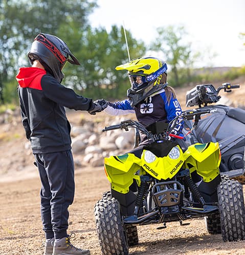 2027 Outlaw 110 EFI в действии