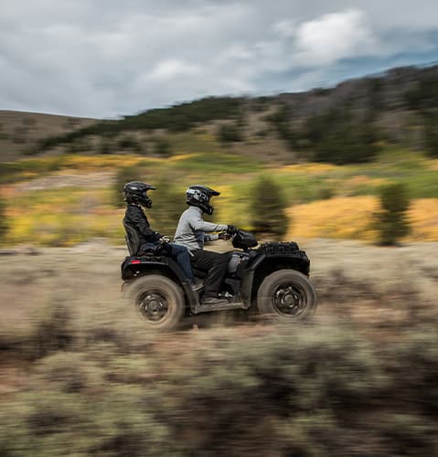 2027 Sportsman Touring 850 Premium в действии